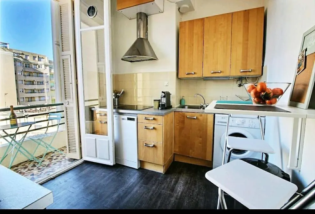Apartment Central, Climatise, Proche Promenade Des Anglais. Nice